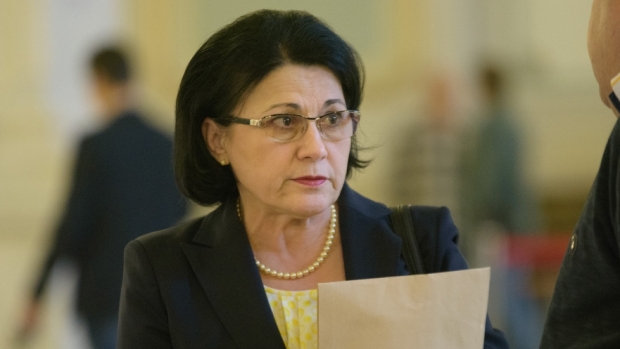 Ecaterina Andronescu: Plagiatul este o problemă minoră a învățământului din România - 20170218dsc7332rszcrp31572500-1546097690.jpg