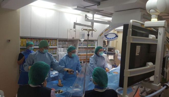 Nume mari ale cardiologiei pediatrice mondiale, la Târgu Mureş - 20170814094534-1697129441.jpg