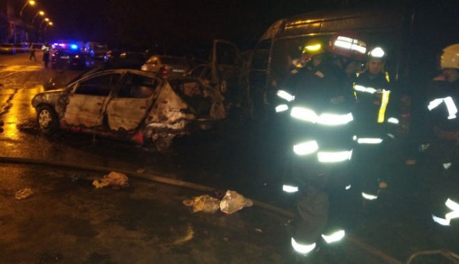 Accident GRAV! Patru mașini au luat foc, în urma impactului. O persoană a murit - 20171107photo0000224127470000-1510096149.jpg