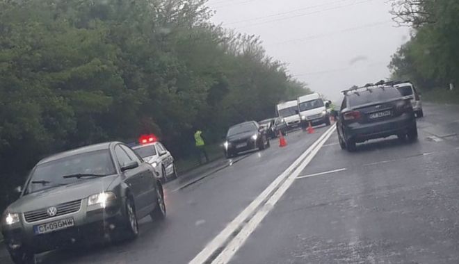 ACCIDENT RUTIER LA COSTINEȘTI! Traficul se desfășoară cu dificultate - 201805081252241-1525773248.jpg
