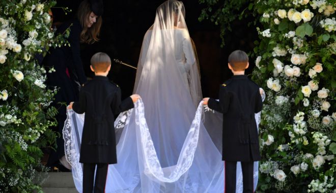 Nunta regală / Meghan Markle a sosit la capelă și ceremonia religioasă a început - 20180519t111306z1727609323rc1f3a-1526730515.jpg