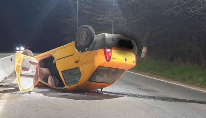 Mașină răsturnată, la Constanța! - 20190331081047-1554009067.jpg