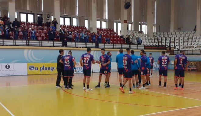 Chinuiţi 30 de minute! HC Dobrogea Sud a „rezolvat” jocul cu Minaur după pauză - 2021101012312901170x650-1633864419.jpg