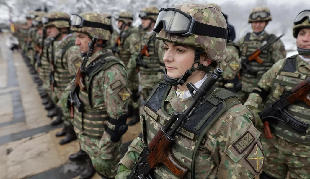 Lege promulgată. Tinerii între 18 și 35 de ani pot urma stagiul militar voluntar - 202401241-1768302840.webp