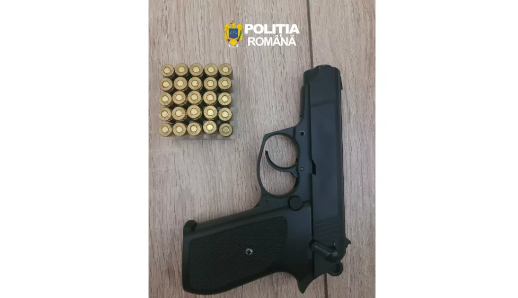 Controale la deținătorii de arme din Constanța: permise ridicate și dosar penal - 20260322-1-1774170380.webp