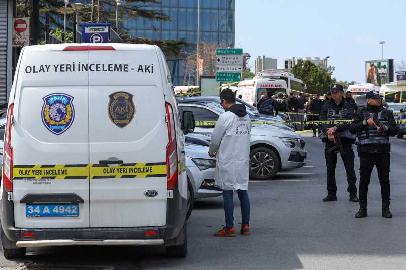 Incident armat lângă consulatul Israelului din Istanbul: atacatori neutralizați, polițiști răniți - 20260407133648326881-1775560956.webp