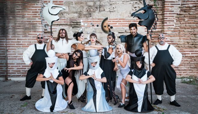„Alice în ţara oglinzilor”, din nou, pe scena Teatrului pentru Copii „Căluţul de mare” - 20883100927022989200673605887185-1625037063.jpg