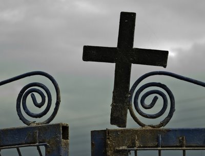 Ținta hoților din Agigea: gardul cimitirului - 20apriliegardcimitir-1334911047.jpg