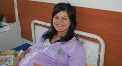 Bacalaureata gravidă va boteza băiețelul Daniel Petru - 20fdca2dff35a4436892299d2ec66f9e.jpg