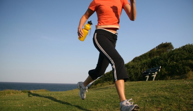Joggingul în natură, mai eficient decât mersul la sală? - 20ianjogging-1390239837.jpg