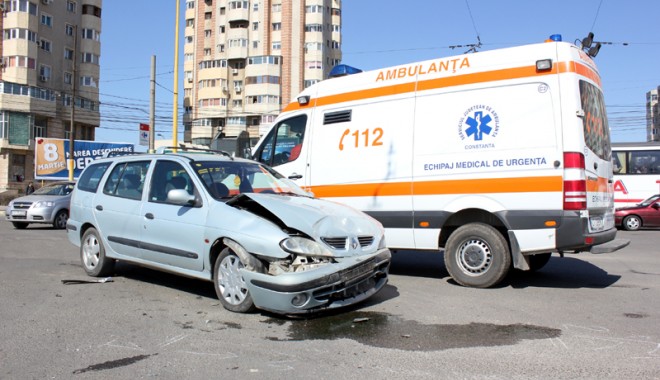 Accidentarea pe drumul spre serviciu, accident de muncă? - 20martiefondbunaccidenttraseu-1363792636.jpg