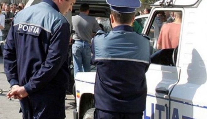 Recomandările polițiștilor pentru o mini vacanță de 1 Mai cât mai liniștită - 2158politie-1335611371.jpg