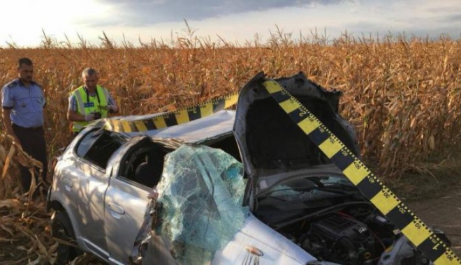 Groaznic accident rutier. Mama a fost practic 