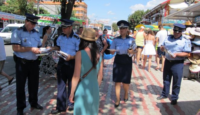 SEZONUL FURTURILOR! Poliția Constanța, misiuni de informare - 21augustprevenireplaja1408624591-1561631639.jpg