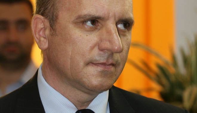 Florentin Ion revine la șefia Inspectoratului în Construcții - 21cruceanuschimbatfunctie-1337601838.jpg