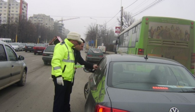 Sfaturi despre consumul de droguri și alcool, la volan - 21februariepolitistialcoollavola-1329837807.jpg