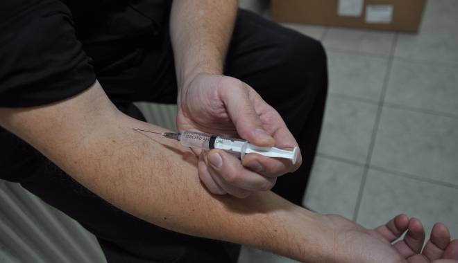 Polițiști și profesori, instruiți în prevenirea consumului de droguri - 21ianuarieantidrog-1421843056.jpg