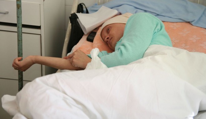 Mai mulți bani pentru tratarea bolnavilor de cancer - 21septembriebanicancer-1316599325.jpg