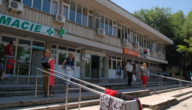 Va fi renovată fațada Policlinicii 1 - 21septembriepoliclinica1-1316600085.jpg