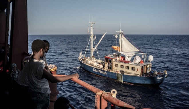Peste 2.200 de migranți salvați în largul coastelor Libiei - 2200migranti-1477403321.jpg