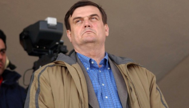 Pandurii Tg. Jiu și sindicatele conduse de Marin Condescu, fără curent și gaz după o decizie a CEO - 2201panduriidebransare-1390378215.jpg