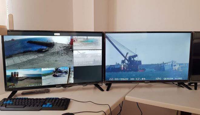 Vremea pune în încurcătură operațiunea de ranfluare din portul Midia - 22ianmidianavasursagsp-1579682825.jpg