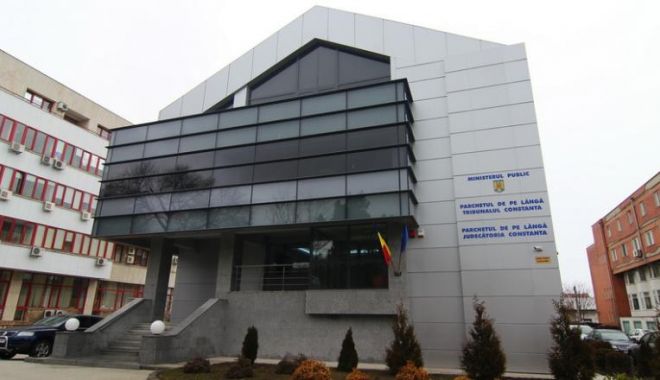 Sfârșit de carieră pentru procurori din Constanța - 22ianparchettribunal-1579681513.jpg