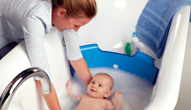 Cât de des facem baie bebelușilor - 22novfondbunbaiebebe-1385136579.jpg