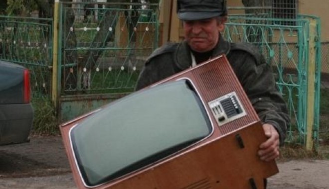 Românii nu renunță la aparatele electrice și electronice defecte - 22rorec-1319139298.jpg
