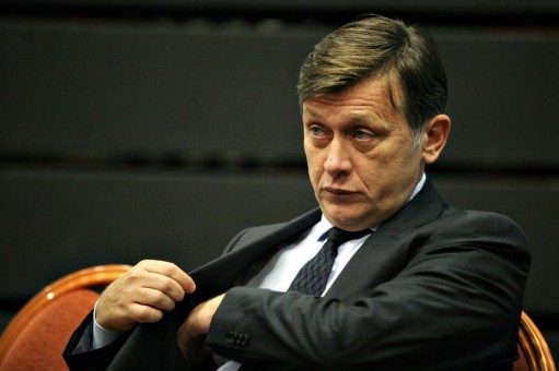 Vasile Blaga a fost revocat. Crin Antonescu a fost ales președinte al Senatului - 230028crinantonescu-1341330795.jpg