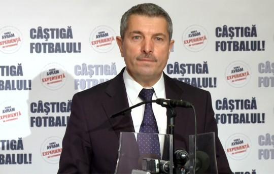 Candidatul la președinția FRF, Vasile Avram, despre eventualitatea în care va câștiga - 2301fotbalavram-1390489546.jpg