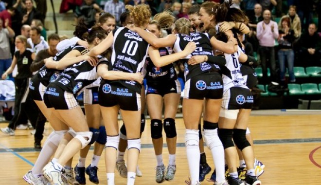 CSS Târgu Mureș, eliminată din optimile de finală - 2301voleimures-1390476820.jpg