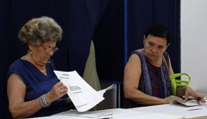 Campanie de informare pentru referendum - 232926referendum-1342340373.jpg
