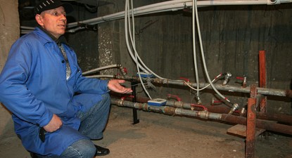 Sute de locatari din Faleză Nord acuză RADET-ul că le dă apă caldă cu porția - 2362b1c7e31967f2f0e9d0d8b37565a3.jpg