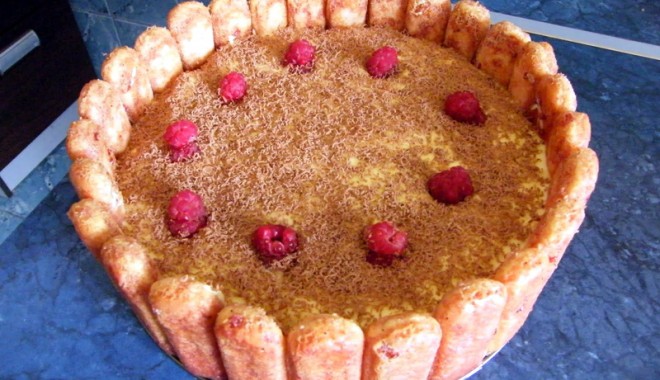 Tiramisu cu zmeură - 23augrettiramisu2-1314107643.jpg