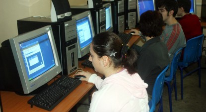 MCSI finanțează proiecte de conectare a școlilor la internet prin conexiuni broadband - 23d2204075d31bb041a8603d053651b2.jpg