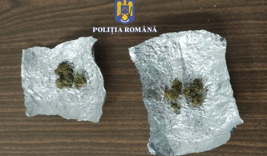 Constanţa. Tânăr de 21 de ani, prins cu substanţe susceptibile a avea efecte psihoactive - 240207111258big7-1707298559.jpg