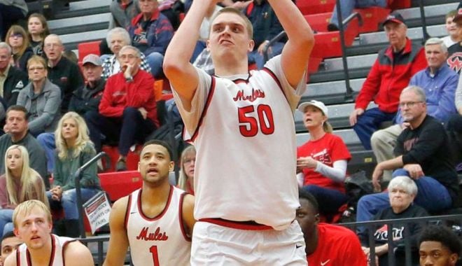 Pivotul american Jakob Lowrance, contract pe un an cu BC Athletic - 24056556322419872638254285093492-1629806488.jpg