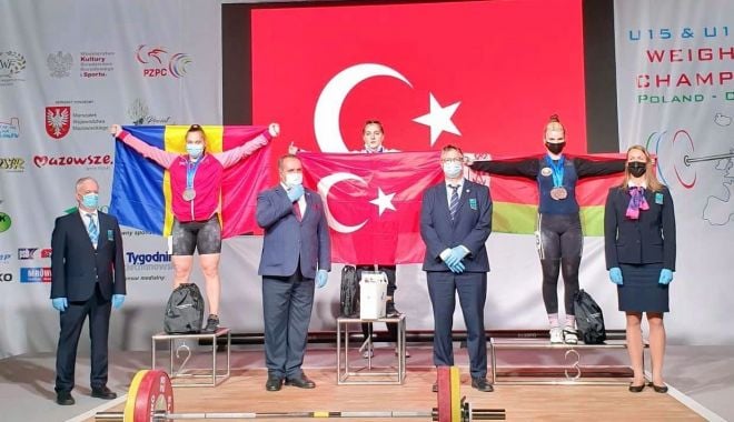 Haltere / Aur şi argint pentru Petronela Budăi, la Europenele de juniori - 24058809742618525406000415580493-1629790500.jpg