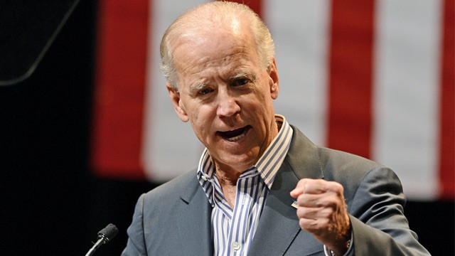Vicepreședintele SUA, JOE BIDEN, întâlnire cu Traian Băsescu - 2413685gtyjoebidenll121009wg-1400654021.jpg