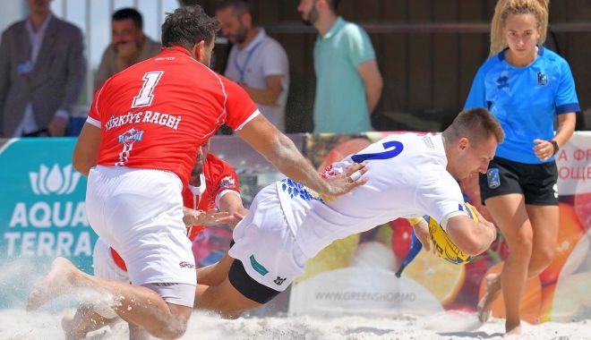 Codrin Bercu, alături de „stejari”, la Europenele de rugby pe plajă - 24156436210159549026463270393140-1631277309.jpg