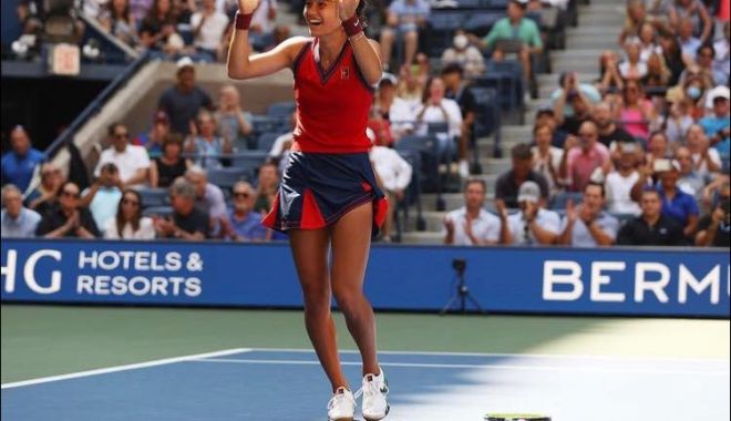 Tenis / La numai 18 ani, Emma Răducanu - noua campioană la US Open - 24171416213314450903908162228295-1631432744.jpg