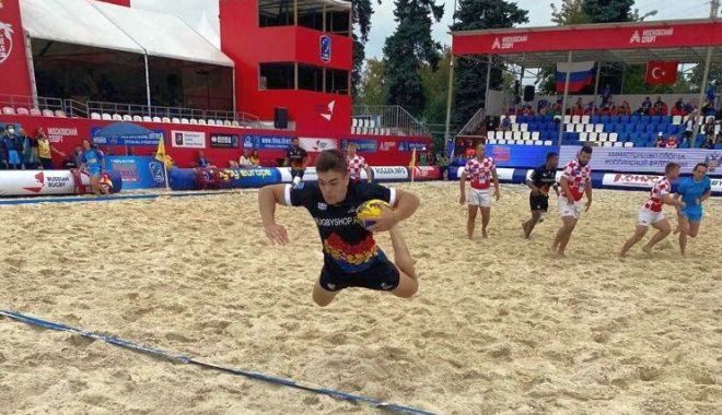 „Stejarii”, învinşi în finala mică a turneului de rugby pe plajă de la Moscova - 24181688610159559436828270842498-1631703844.jpg