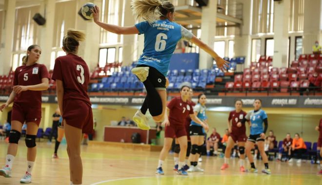Handbal, Divizia A / CSU Neptun, victorie categorică în partida cu Spartac București - 24318341216409479494449481086298-1632822322.jpg