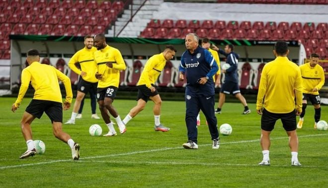 Fotbal / CFR - Randers, în Europa Conference League. Petrescu: „Sper să inventez ceva” - 24343591010157858816981205120092-1632989492.jpg