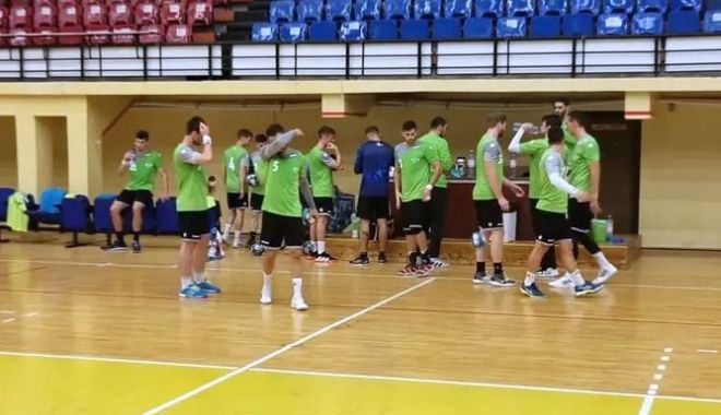 HC Dobrogea Sud îşi testează forţele cu CSM Alexandria. „Trebuie să ne reintrăm în formă” - 24413962419721309662836576615148-1642760197.jpg