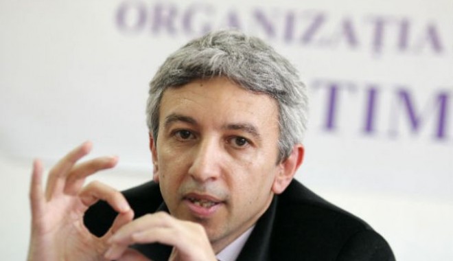 Dan Diaconescu va fi judecat din nou, astăzi, pentru șantaj - 244753dandiaconescuparanoia-1348468566.jpg