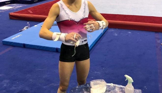 Gimnastică / Maria Ceplinschi, primele antrenamente în sala de la Kitakyushu, înaintea startului Mondialelor - 24476291727674234068898402708271-1634288447.jpg