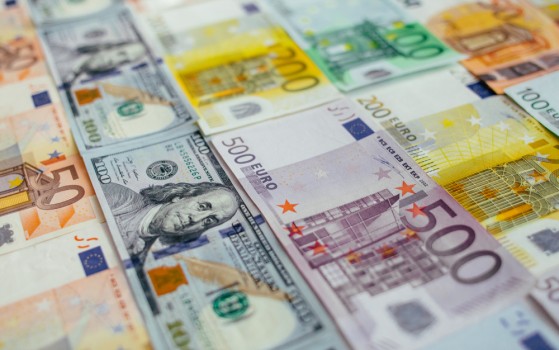 Un bărbat oferă o recompensă de 50.000 de euro pentru găsirea unui TIR încărcat cu televizoare - 244ae996293d4bae801e7744c5b101f2-1572700231.jpg