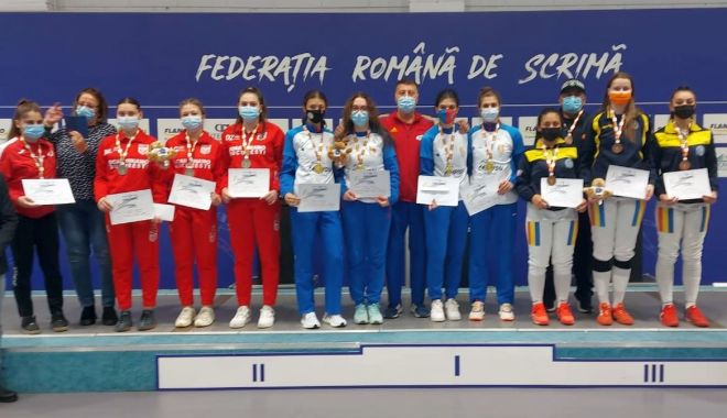 Scrimă / CSA Steaua 1 Bucureşti, noua campioană a României la tineret în proba feminină de spadă - 24500900720388465129317711930377-1634214511.jpg
